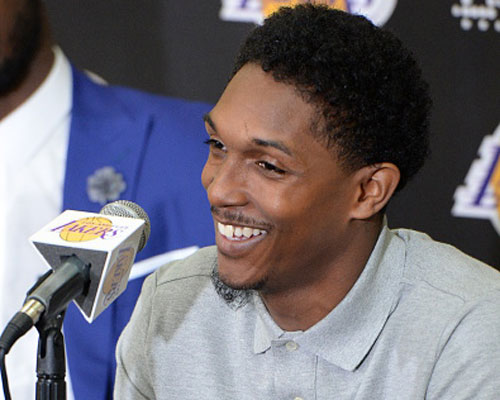 NBA新秀观察：状元秀首战亮眼,（NBA新秀速报：状元首秀抢眼）