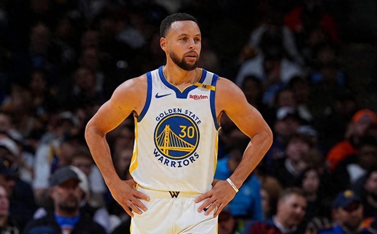 火箭哈登末节爆发连得15分（哈登末节发威为火箭连取15分）