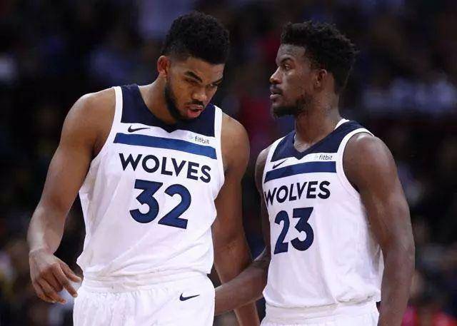 这套阵型就是为他们量身打造的（这套阵型正是为他们而生）