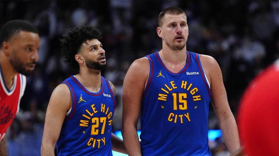 西甲半场：瑟洛特双响，维纳斯造险，马竞2-0奥维耶多（半场战报：瑟洛特梅开二度，维纳斯造险，马竞暂2-0领先奥维耶多）